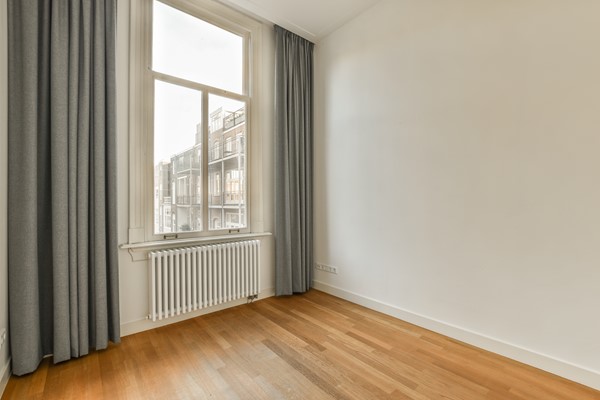 Medium property photo - Van De Veldestraat 7-2, 1071 CW Amsterdam